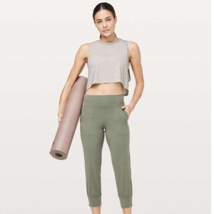 lululemon Align Jogger Crop